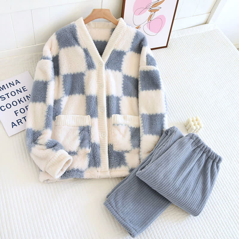 Ensemble pyjama à col en V en damier doux et moelleux