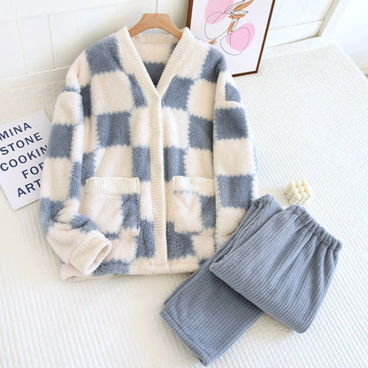 Ensemble pyjama à col en V en damier doux et moelleux