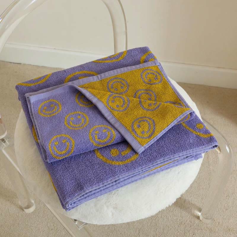 Ownkoti – Serviette en coton peigné doux avec un motif souriant