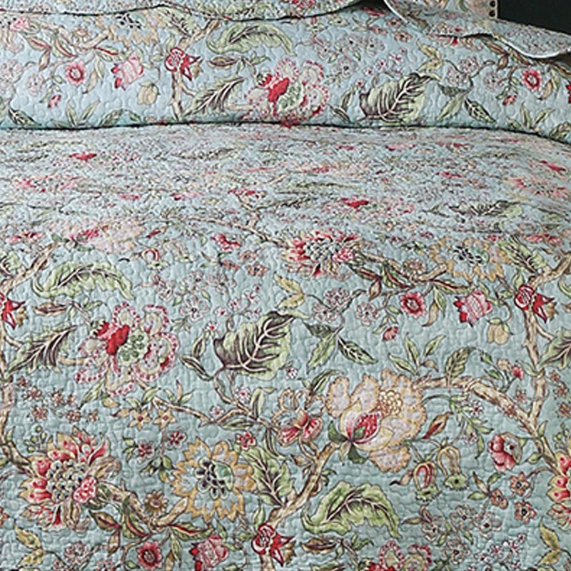 Couette florale vintage avec taies d'oreiller