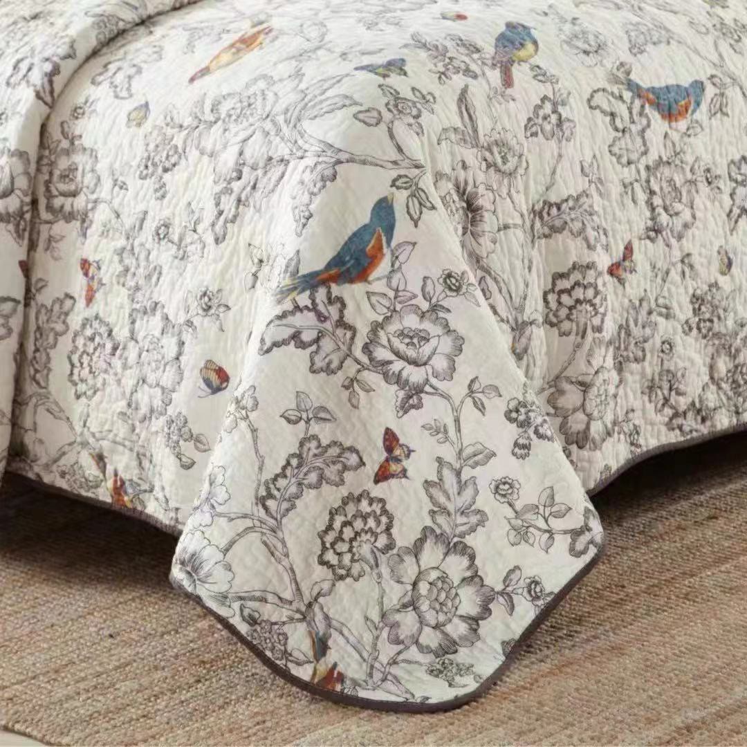 Couette avec fleurs printanières et oiseaux et taie d'oreiller