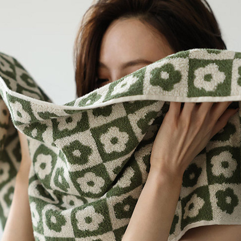 Serviette en coton respirant à motif floral