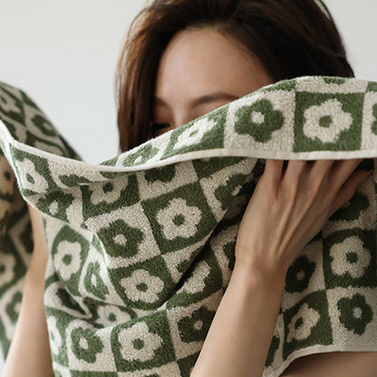 Serviette en coton respirant à motif floral