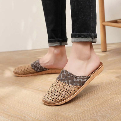 Chaussons plats modernes, creusés et antidérapants