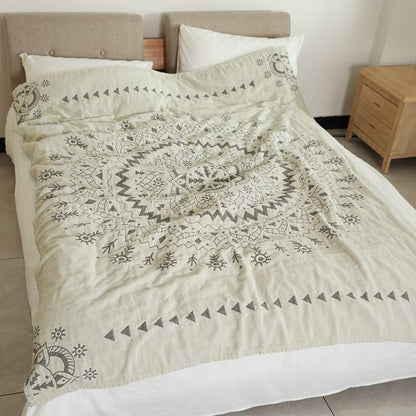 Couette réversible en coton Ownkoti Chic Mandala à motif floral