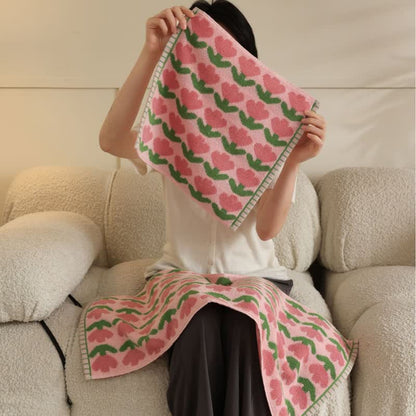 Jolie serviette de bain en coton doux avec motif tulipe