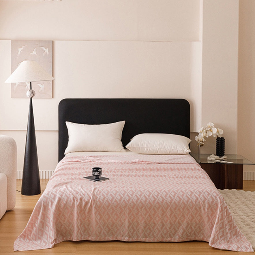 Couette en fibre de bambou à motif losange multicolore Ownkoti - Rose - Reine - image 0