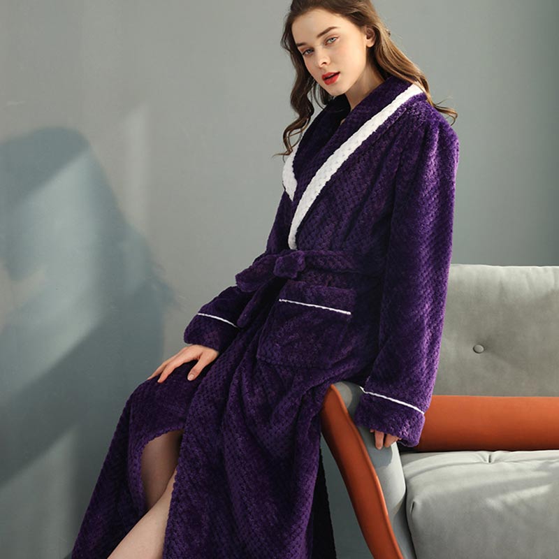 Pyjama en polaire épaisse, peignoir confortable