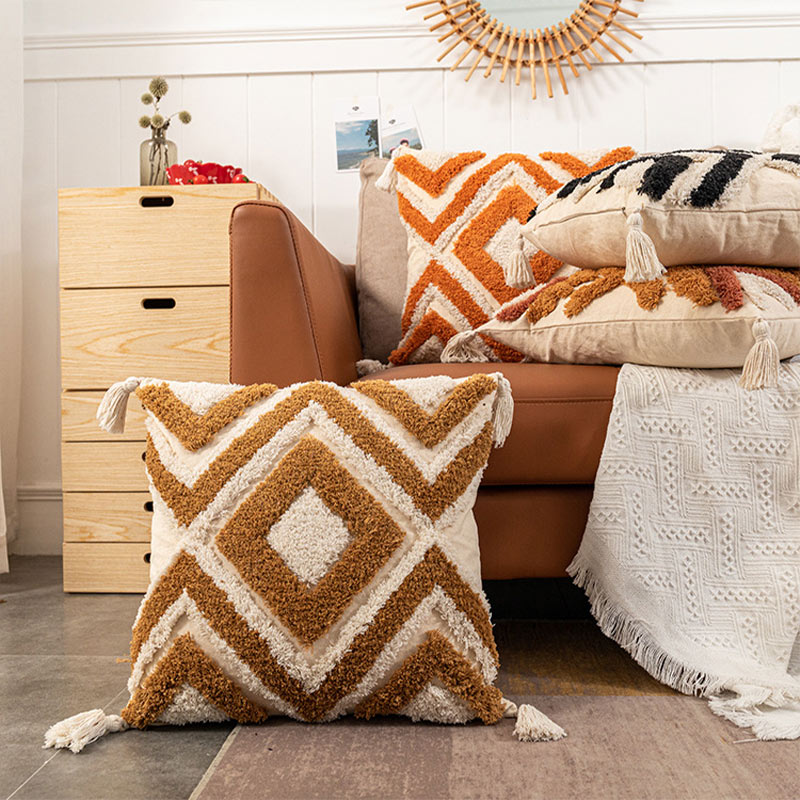 Housse de coussin Ownkoti Maroc en jacquard avec pompons