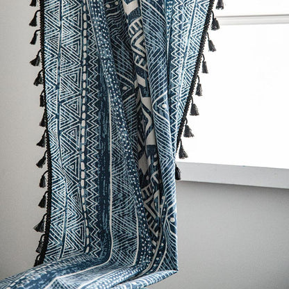 Rideau filtrant la lumière bleue avec motif géométrique