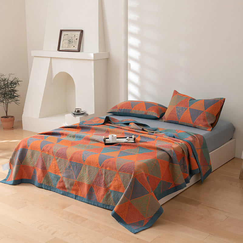 Couette réversible en coton à motif triangulaire