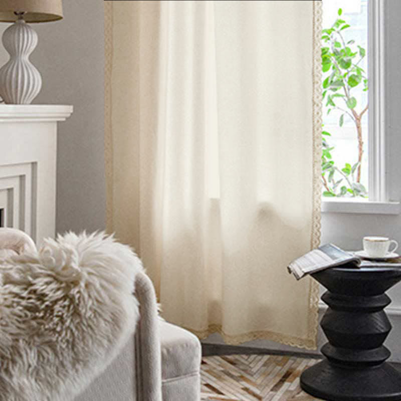 Rideau en coton blanc avec ourlet et pompon