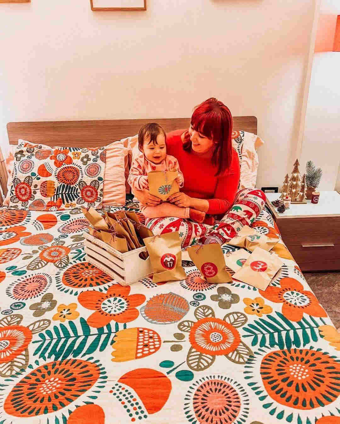 Couette en coton orange Ownkoti à motif floral de dessin animé