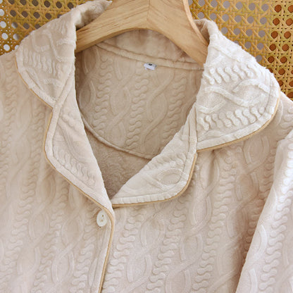 Ensemble pyjama en flanelle de couleur unie avec revers