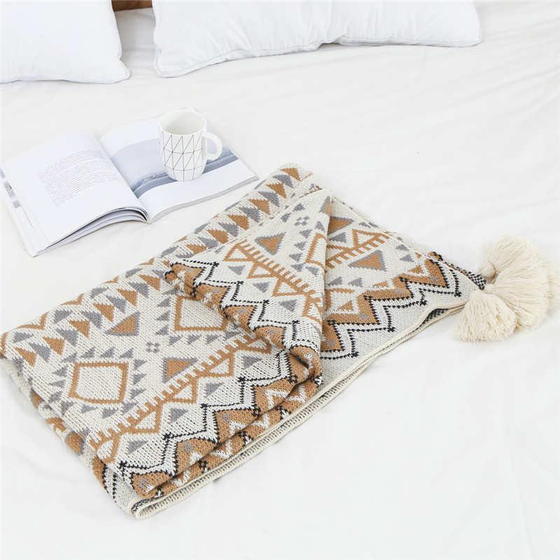 Couverture tricotée douillette Ownkoti avec motif à pompons