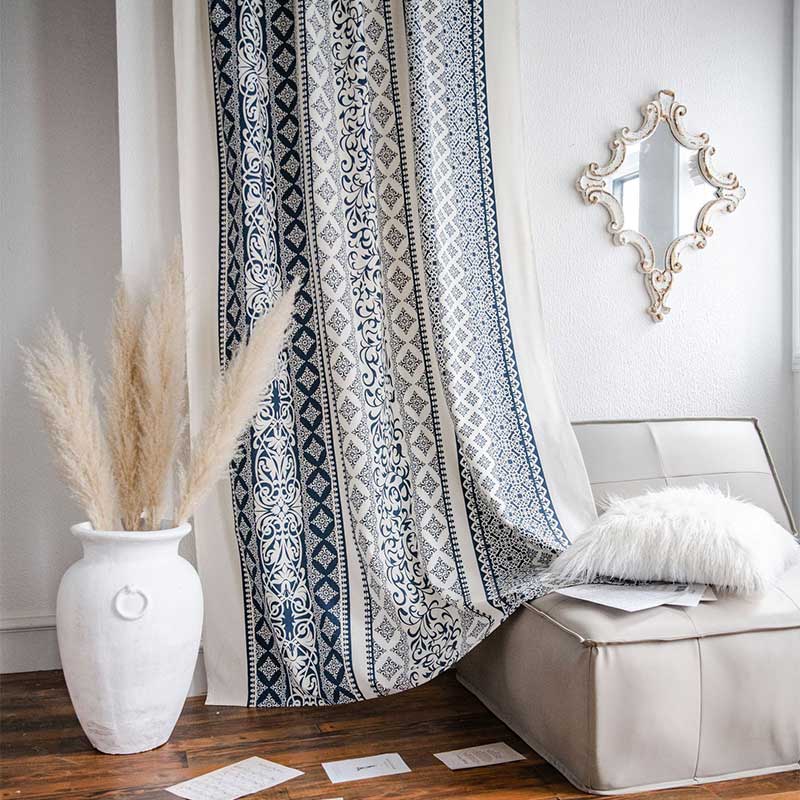 Rideau en coton et lin à motifs bleus
