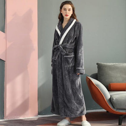 Pyjama en polaire épaisse, peignoir confortable
