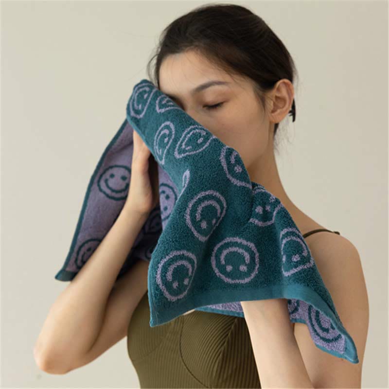 Ownkoti – Serviette en coton peigné doux avec un motif souriant