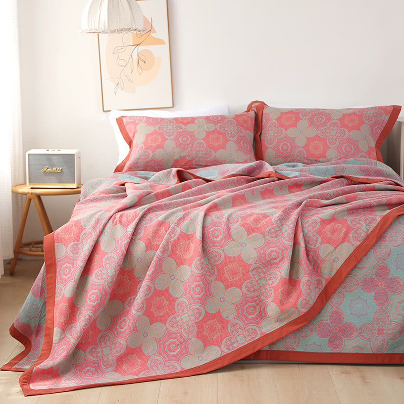 Couette réversible en gaze de coton à motif floral patchwork