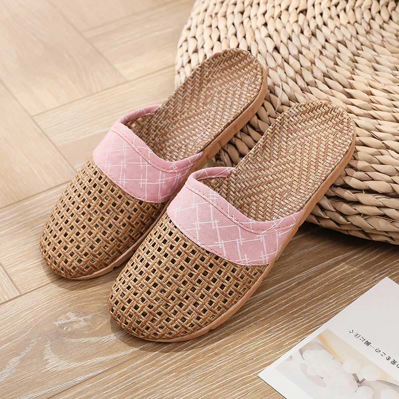 Chaussons plats modernes, creusés et antidérapants
