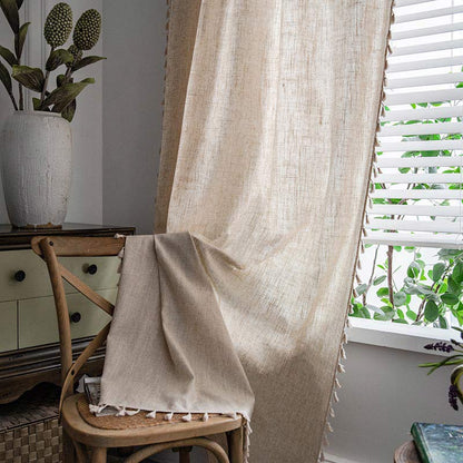 Rideau filtrant la lumière beige à pompons Boho