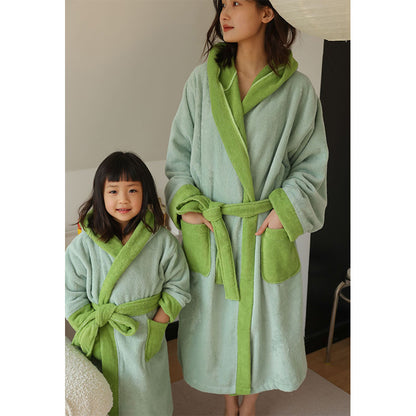 Peignoir en coton avec capuche et bloc de couleur floral