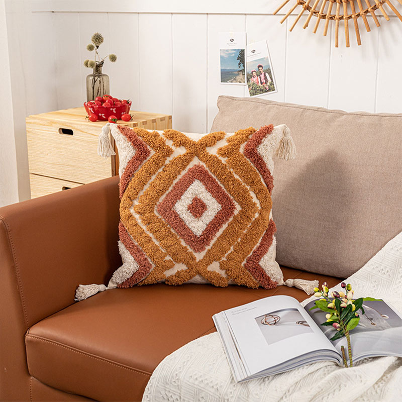 Housse de coussin Ownkoti Maroc en jacquard avec pompons