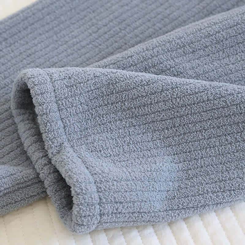 Ensemble pyjama à col en V en damier doux et moelleux