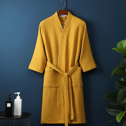 Peignoir simple et uni en coton avec col en V