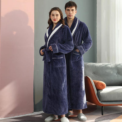 Pyjama en polaire épaisse, peignoir confortable