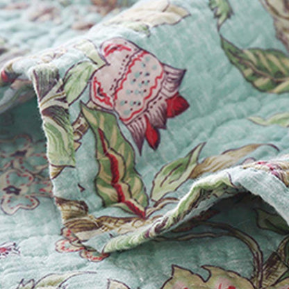 Couette florale vintage avec taies d'oreiller