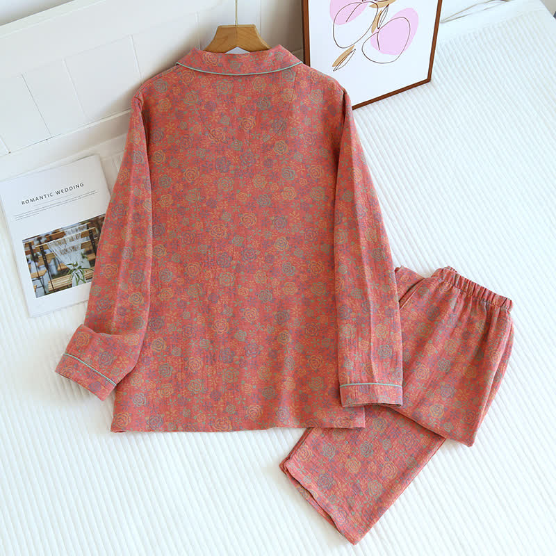Ensemble de nuit en coton avec revers en pétales de rose