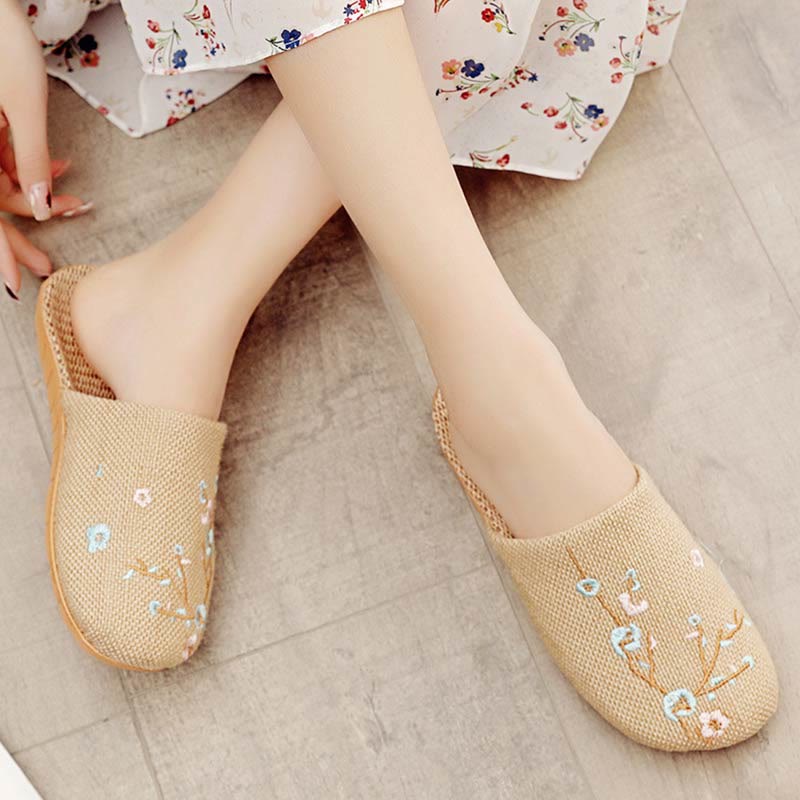 Chaussons confortables en lin brodés Plum Bossom