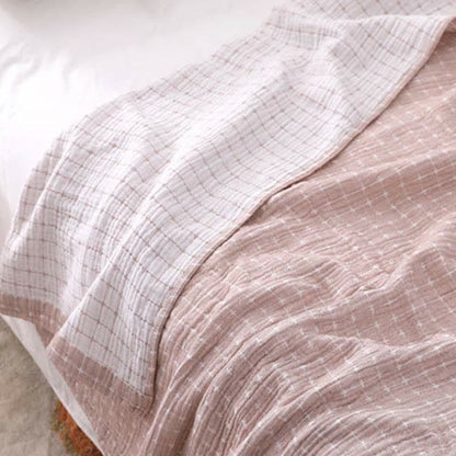Couette légère en gaze de coton avec un motif quadrillé simple