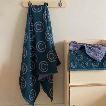 Ownkoti – Serviette en coton peigné doux avec un motif souriant