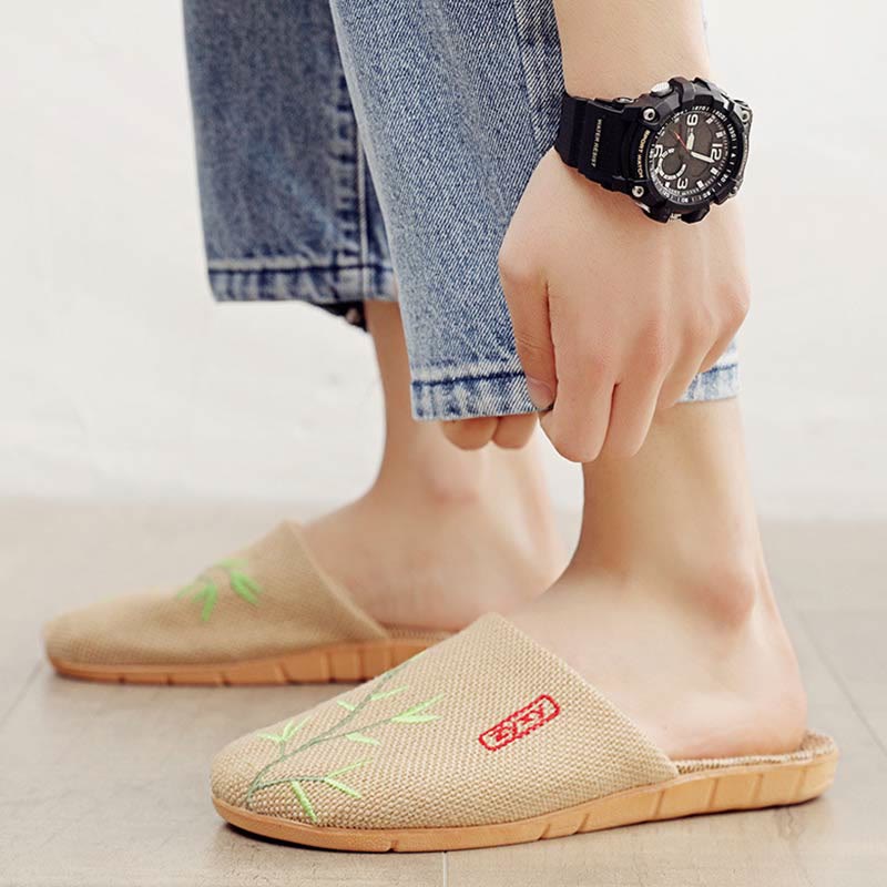 Chaussons confortables en lin brodés Plum Bossom